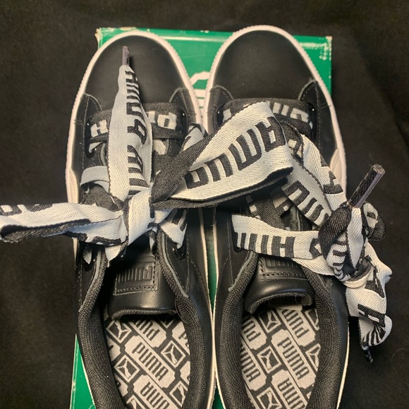 Black & White Basket Heart Pumas - Picture 3 of 5